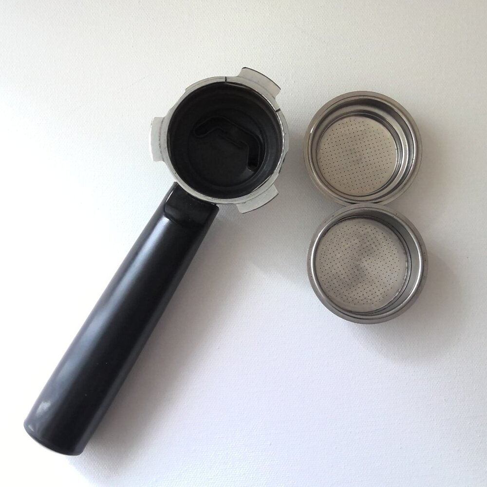 Krups XP2070 Coffee & Espresso Portafilter Holder With 1 & 2 Cup Baskets EUC